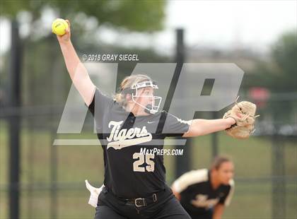 Thumbnail 2 in Deer Creek @ Broken Arrow photogallery.