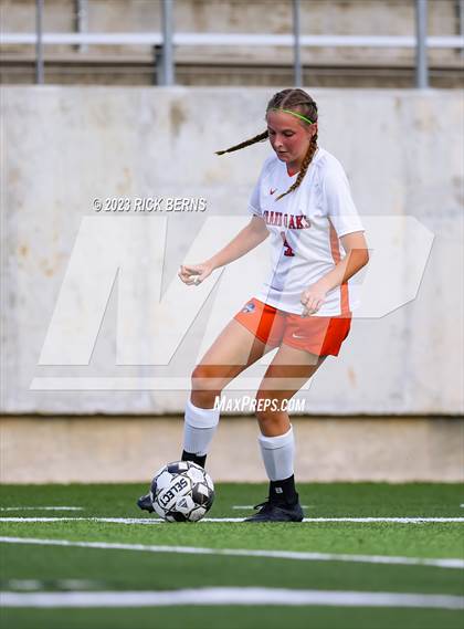 Thumbnail 3 in Grand Oaks vs Westfield (UIL6A Region 2 Bi-District playoff) photogallery.