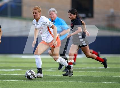 Thumbnail 1 in Grand Oaks vs Westfield (UIL6A Region 2 Bi-District playoff) photogallery.