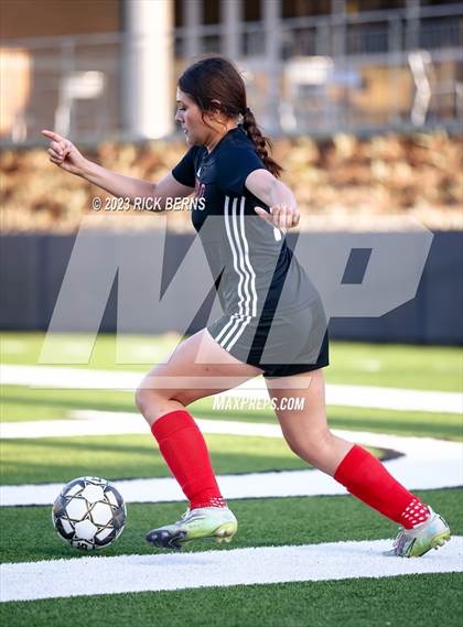 Thumbnail 1 in Grand Oaks vs Westfield (UIL6A Region 2 Bi-District playoff) photogallery.