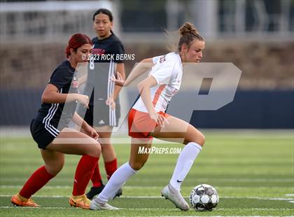 Thumbnail 2 in Grand Oaks vs Westfield (UIL6A Region 2 Bi-District playoff) photogallery.