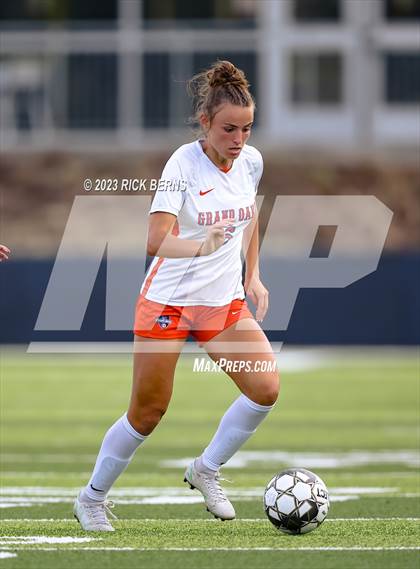 Thumbnail 2 in Grand Oaks vs Westfield (UIL6A Region 2 Bi-District playoff) photogallery.