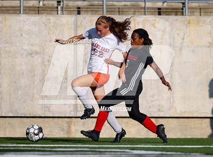 Thumbnail 3 in Grand Oaks vs Westfield (UIL6A Region 2 Bi-District playoff) photogallery.