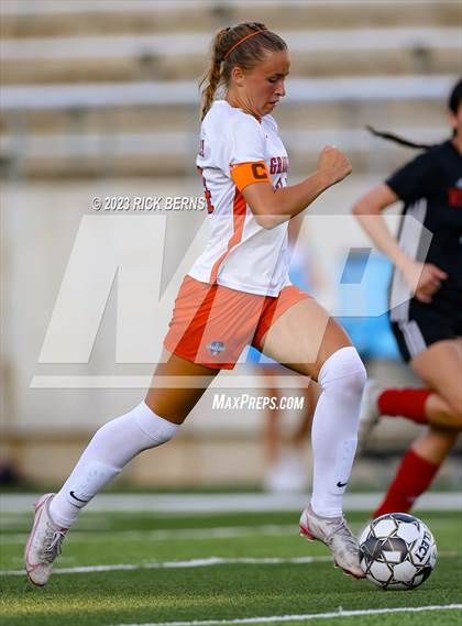Thumbnail 1 in Grand Oaks vs Westfield (UIL6A Region 2 Bi-District playoff) photogallery.