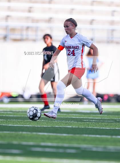 Thumbnail 3 in Grand Oaks vs Westfield (UIL6A Region 2 Bi-District playoff) photogallery.