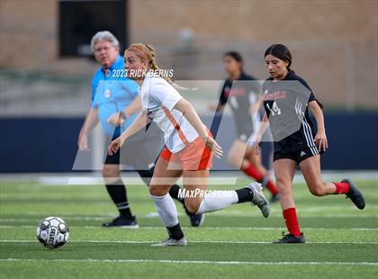 Thumbnail 3 in Grand Oaks vs Westfield (UIL6A Region 2 Bi-District playoff) photogallery.