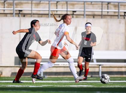 Thumbnail 1 in Grand Oaks vs Westfield (UIL6A Region 2 Bi-District playoff) photogallery.