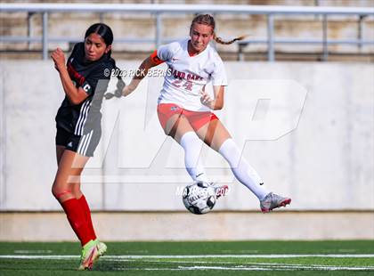Thumbnail 3 in Grand Oaks vs Westfield (UIL6A Region 2 Bi-District playoff) photogallery.