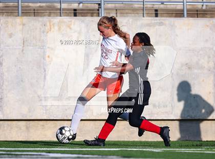 Thumbnail 2 in Grand Oaks vs Westfield (UIL6A Region 2 Bi-District playoff) photogallery.