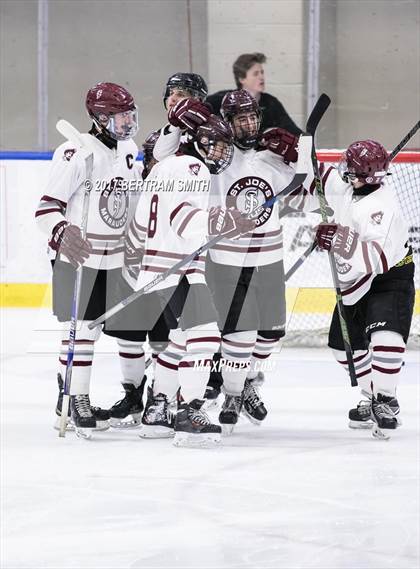 Thumbnail 3 in St. Francis @ St. Joseph's Collegiate Institute (Niagara Cup Semifinal) photogallery.