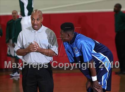 Thumbnail 1 in Franklin vs. Compton (MaxPreps Holiday Classic) photogallery.