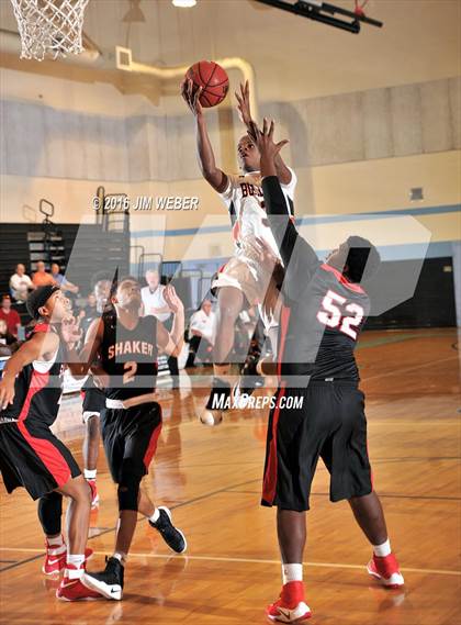 Thumbnail 2 in Shaker Heights vs Zephyrhills (Nature Coast Holiday Tournament) photogallery.