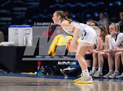 Thumbnail 1 in Wiggins vs. Simla (CHSAA 2A Third Place) photogallery.