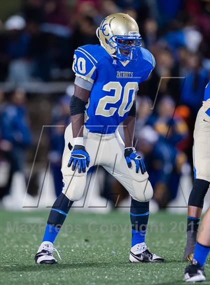 Thumbnail 3 in Lakeview Centennial vs Rowlett photogallery.