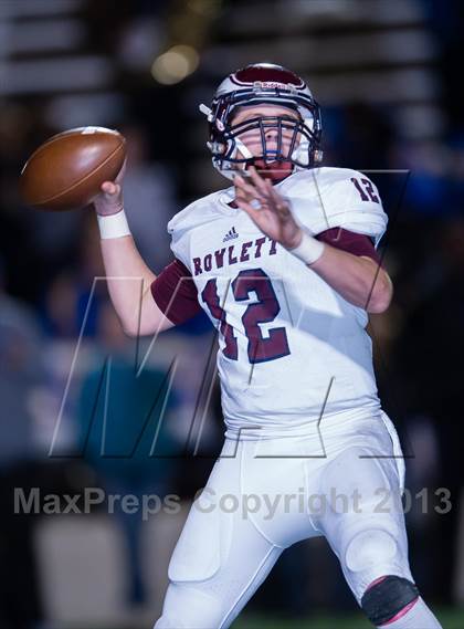 Thumbnail 3 in Lakeview Centennial vs Rowlett photogallery.