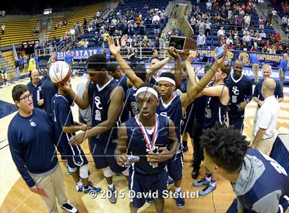 Thumbnail 2 in Sierra Canyon vs. University (CIF State D5 Final) photogallery.