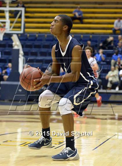 Thumbnail 2 in Sierra Canyon vs. University (CIF State D5 Final) photogallery.