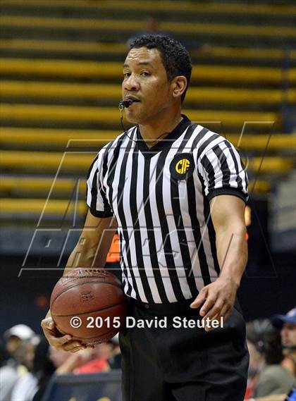 Thumbnail 3 in Sierra Canyon vs. University (CIF State D5 Final) photogallery.