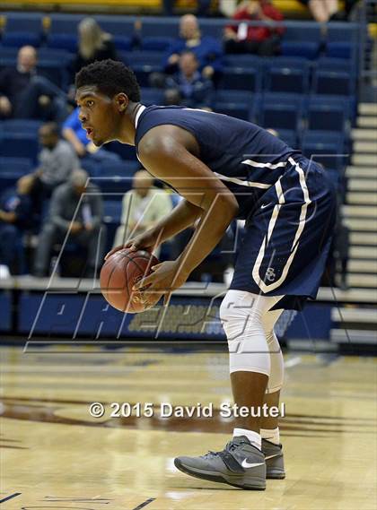 Thumbnail 1 in Sierra Canyon vs. University (CIF State D5 Final) photogallery.
