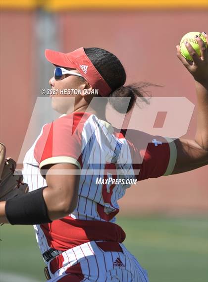 Thumbnail 1 in Mater Dei @ Orange Lutheran photogallery.