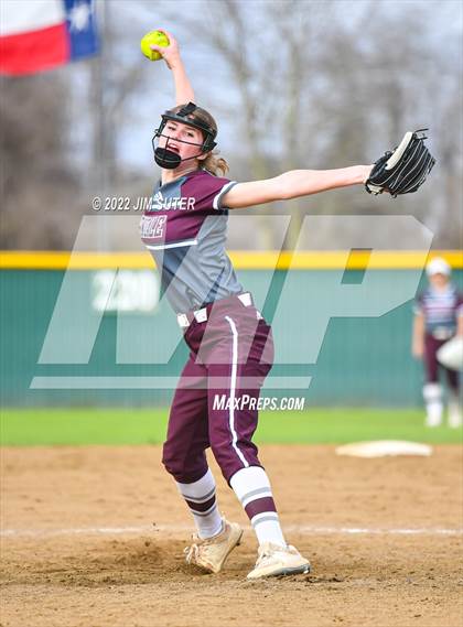 Thumbnail 1 in Lexington vs Thorndale (Brenham Tournament) photogallery.