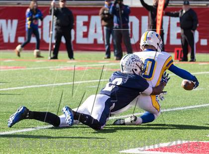 Thumbnail 3 in Lawrence vs. Huntington (Long Island Class III Final) photogallery.