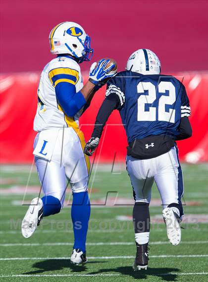 Thumbnail 3 in Lawrence vs. Huntington (Long Island Class III Final) photogallery.