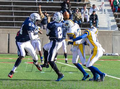 Thumbnail 1 in Lawrence vs. Huntington (Long Island Class III Final) photogallery.