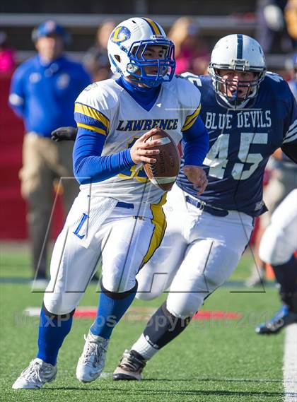 Thumbnail 2 in Lawrence vs. Huntington (Long Island Class III Final) photogallery.
