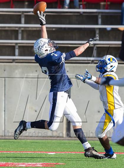 Thumbnail 3 in Lawrence vs. Huntington (Long Island Class III Final) photogallery.