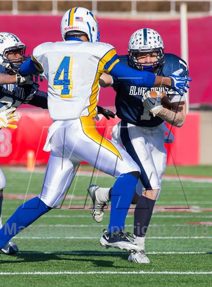Thumbnail 1 in Lawrence vs. Huntington (Long Island Class III Final) photogallery.