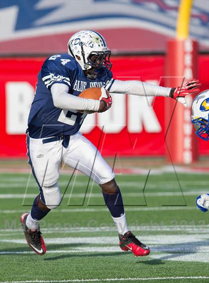 Thumbnail 1 in Lawrence vs. Huntington (Long Island Class III Final) photogallery.
