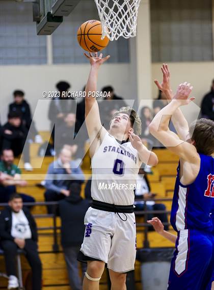 Thumbnail 2 in Immanuel vs. Madera South photogallery.