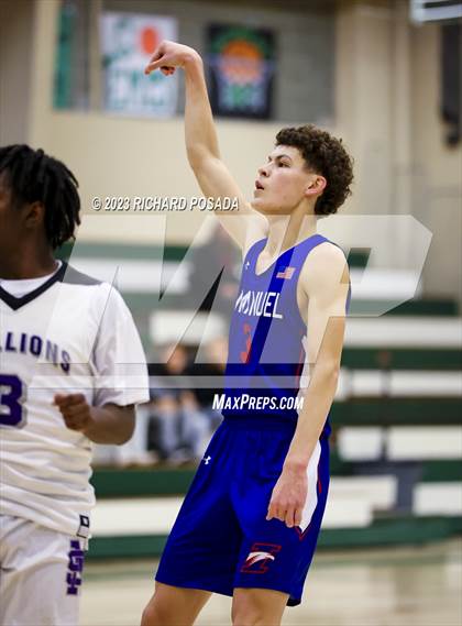 Thumbnail 2 in Immanuel vs. Madera South photogallery.