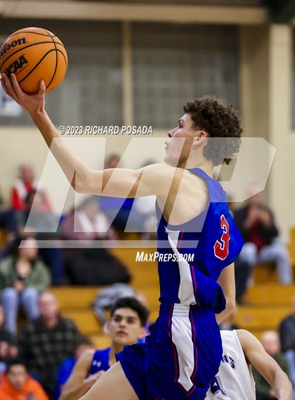 Thumbnail 3 in Immanuel vs. Madera South photogallery.