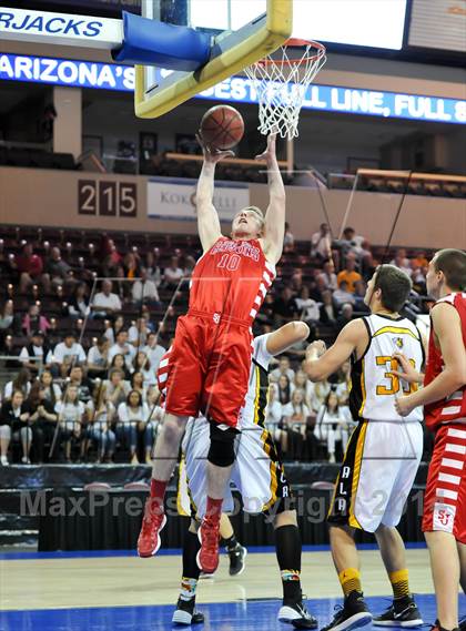 Thumbnail 1 in St. Johns vs. Arizona Lutheran Academy (AIA D4 Semifinal) photogallery.