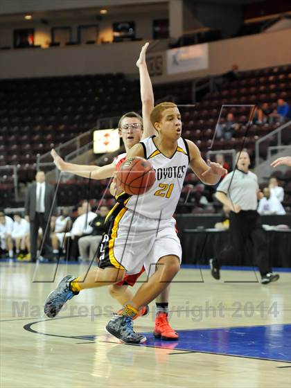 Thumbnail 3 in St. Johns vs. Arizona Lutheran Academy (AIA D4 Semifinal) photogallery.