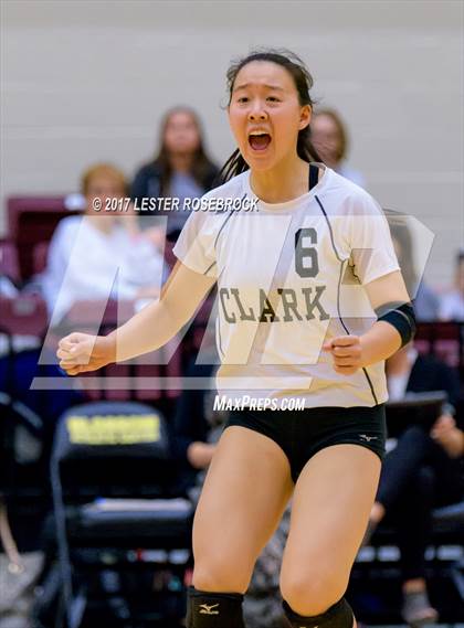 Thumbnail 3 in Clark vs. Smithson Valley (UIL 6A Bi-District Playoffs) photogallery.