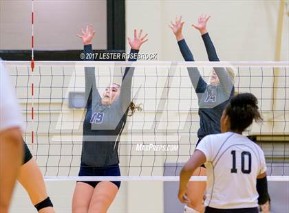 Thumbnail 1 in Clark vs. Smithson Valley (UIL 6A Bi-District Playoffs) photogallery.