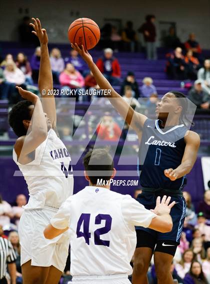 Thumbnail 2 in Belleville East @ Collinsville photogallery.