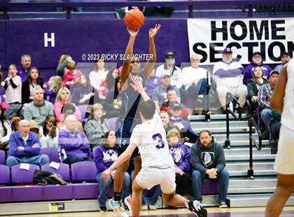 Thumbnail 2 in Belleville East @ Collinsville photogallery.