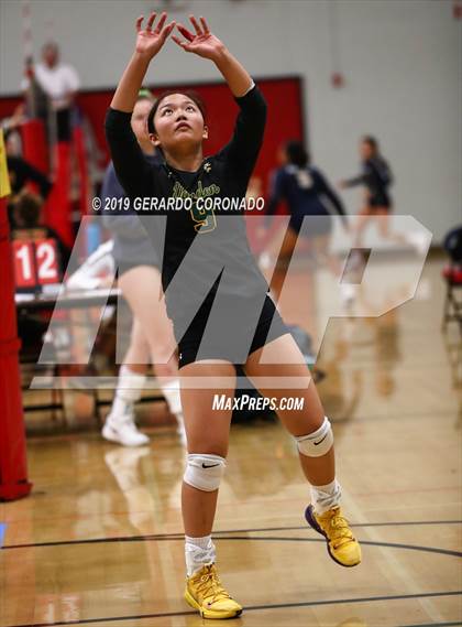 Thumbnail 2 in Vanden vs. Lincoln (Stockton Classic) photogallery.