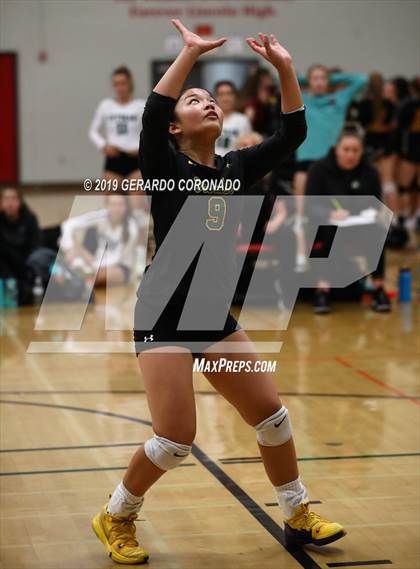 Thumbnail 1 in Vanden vs. Lincoln (Stockton Classic) photogallery.