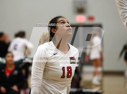 Thumbnail 2 in Vanden vs. Lincoln (Stockton Classic) photogallery.
