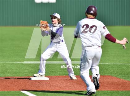 Thumbnail 3 in Bonham vs Callisburg (Pottsboro Tournament) photogallery.