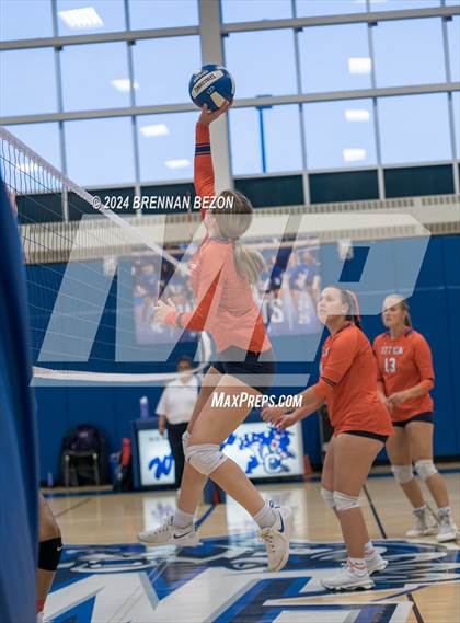 Thumbnail 2 in Attica @ Wheatland-Chili photogallery.