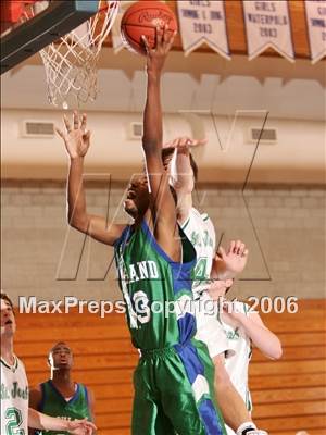 Thumbnail 3 in Santa Maria St. Joseph vs. Highland (Torrey Pines Holiday Classic) photogallery.