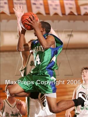 Thumbnail 1 in Santa Maria St. Joseph vs. Highland (Torrey Pines Holiday Classic) photogallery.