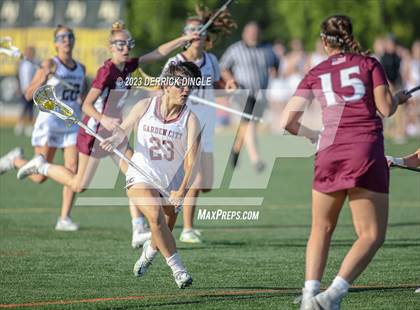Thumbnail 2 in Garden City vs. Mepham (Class B Semifinal) photogallery.