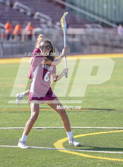Thumbnail 2 in Garden City vs. Mepham (Class B Semifinal) photogallery.